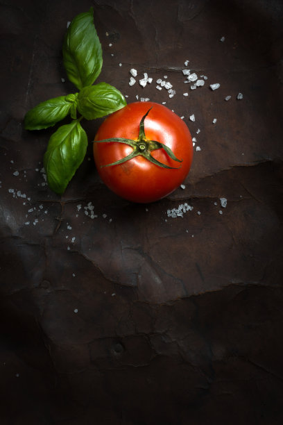 番茄和罗勒图片下载