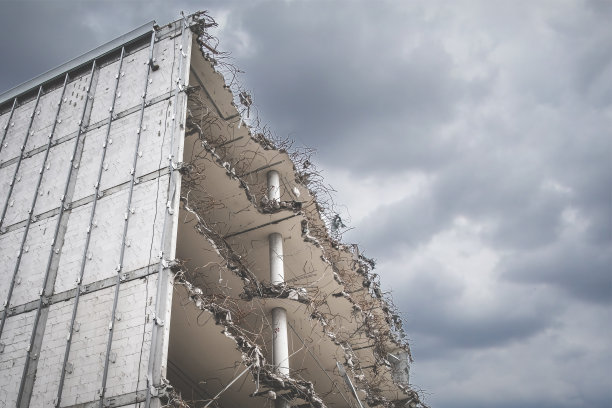 房屋被毁，公寓被毁图片下载