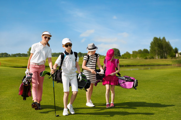 儿童高尔夫学校图片下载