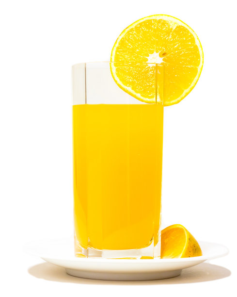 盘子里的橙汁图片下载