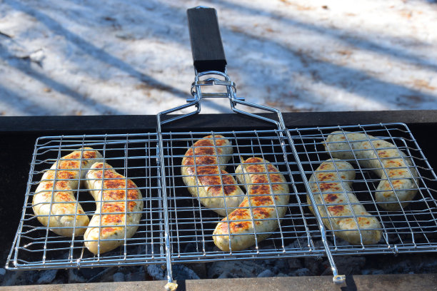 野餐香肠，烤着吃。图片下载