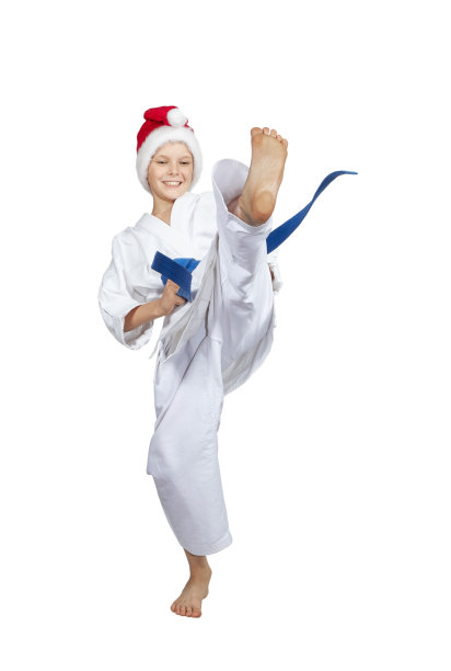 戴着帽子的圣诞老人踢了一脚图片下载