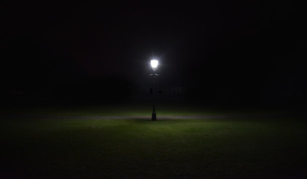 孤独的路灯柱图片下载