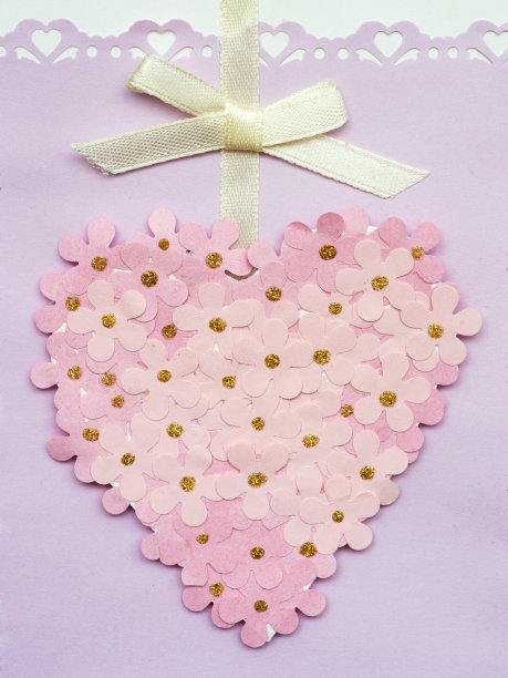 纸的心图片下载