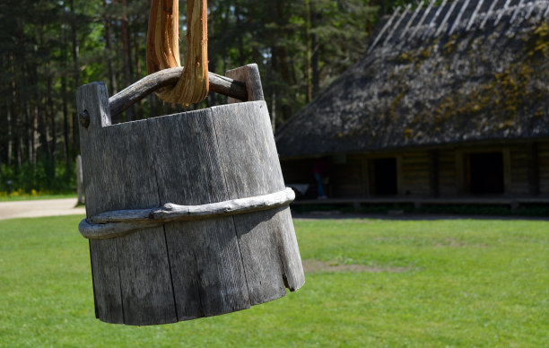 木制的桶图片下载