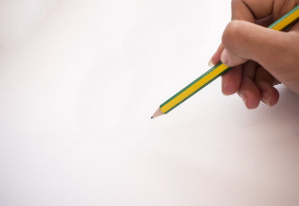 用铅笔写字图片下载