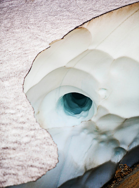 冰川冰洞-冰岛的拉夫夫格尔图片下载