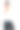 严肃的男孩整理他的衣领图片下载