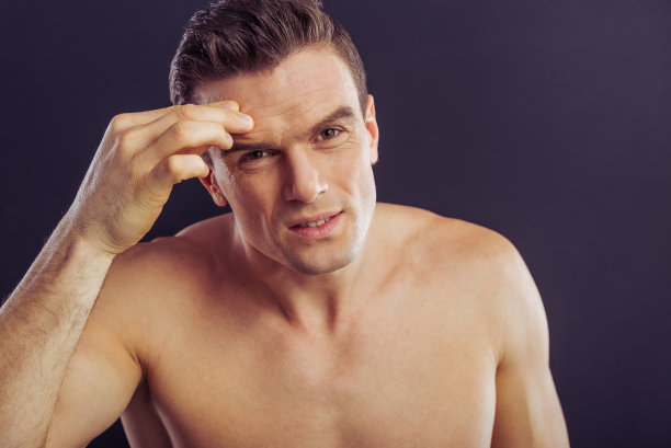 英俊的年轻人图片下载