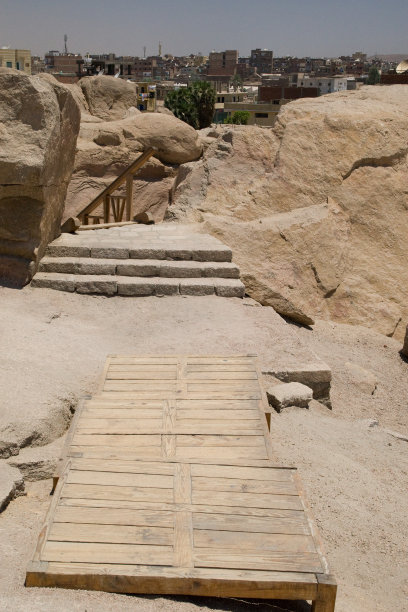 未完成的方尖碑图片下载