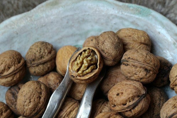 胡桃木图片下载