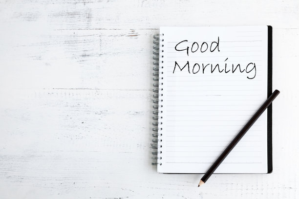 带铅笔的笔记本图片下载