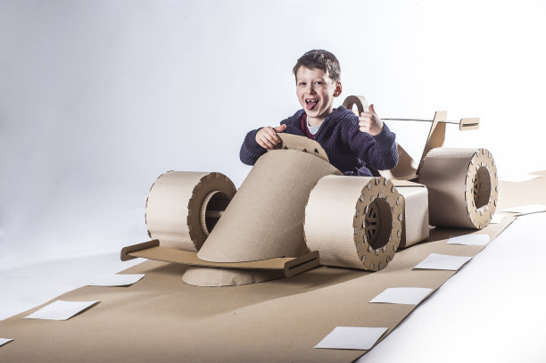 纸板赛车图片下载