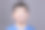 男孩对着鼻子上的口香糖微笑。图片下载