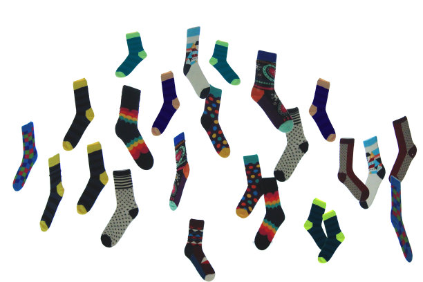 许多颜色的袜子孤立图片下载