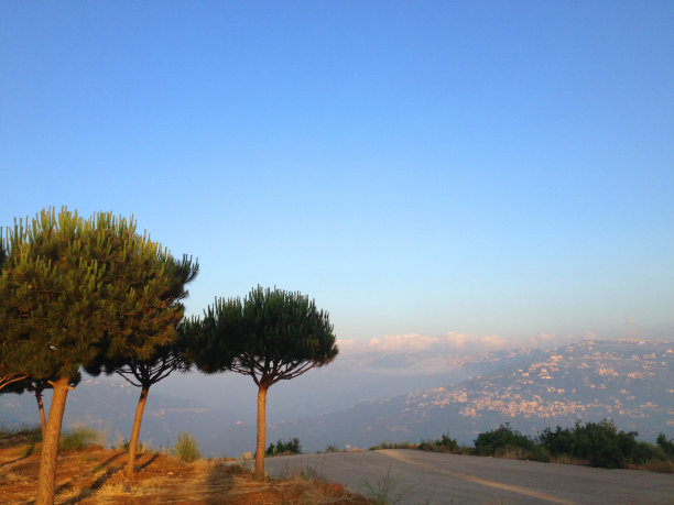 黎巴嫩，黎巴嫩山区的拜特梅里图片下载