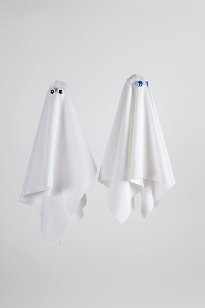 偶鬼背白图片下载