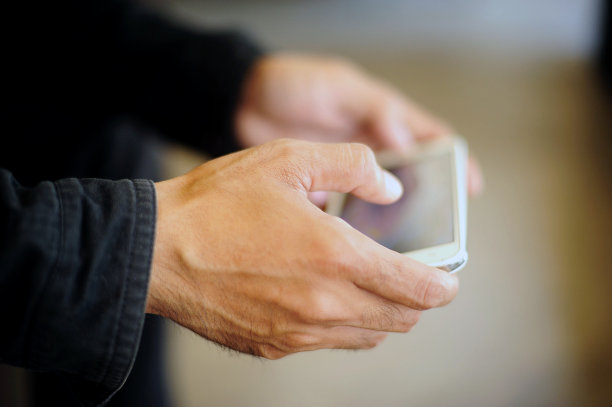 玩手机图片下载