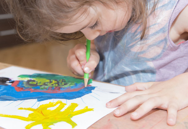 女孩吸引了图片下载