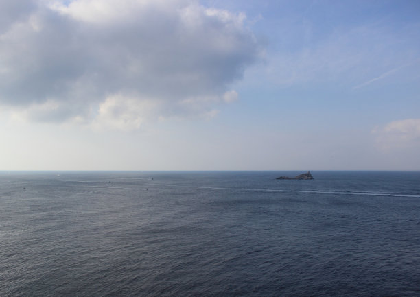 “scoglietto”或“小岩石”的景观图片下载