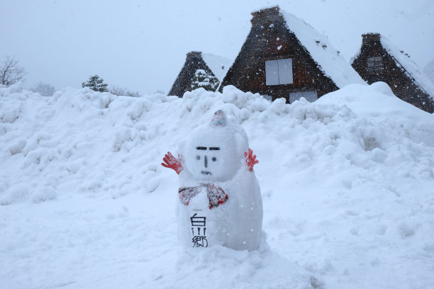 雪人在Shirakawa-go图片下载