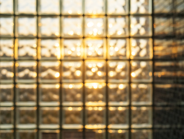 玻璃砌块墙体和照明的图案图片下载