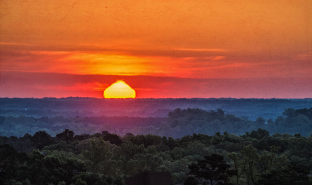 日出与背景相配合图片下载