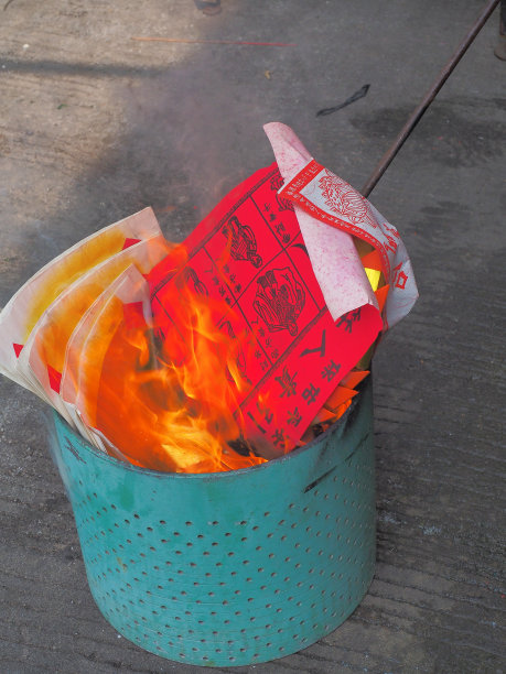 牺牲提供图片下载