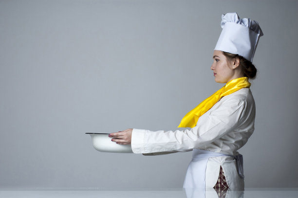 拿大碗的厨师图片下载