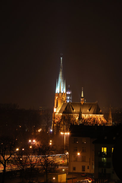 照亮教堂图片下载