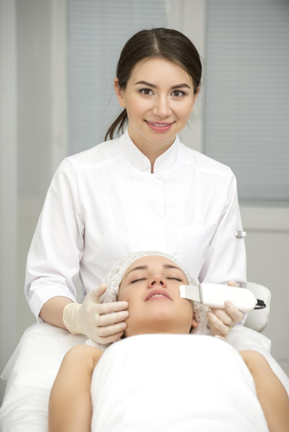 剥皮病人的脸图片下载