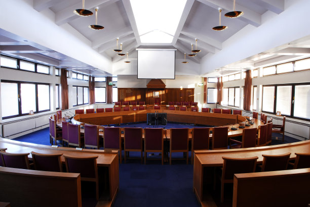 大型空会议室图片下载