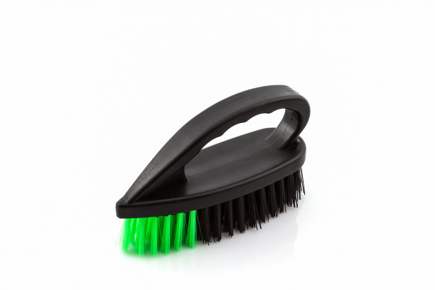 黑色清洁塑料刷。图片下载