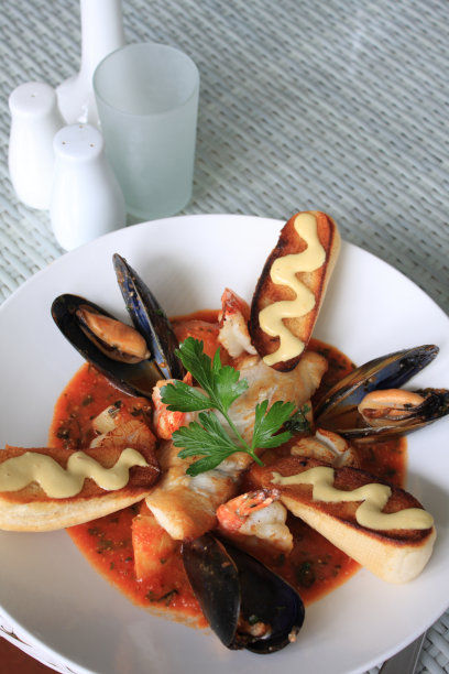 海鲜鱼汤。图片下载