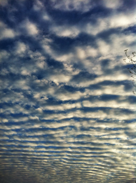 云涟漪图片下载