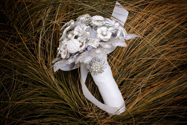 花束的稻草图片下载