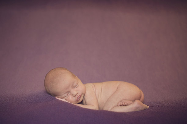 新生儿的画像图片下载