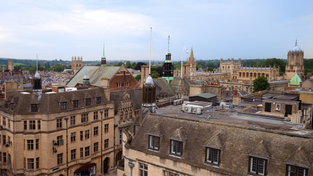 牛津城的屋顶图片下载