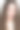 满脸雀斑的漂亮女孩看着镜头图片下载