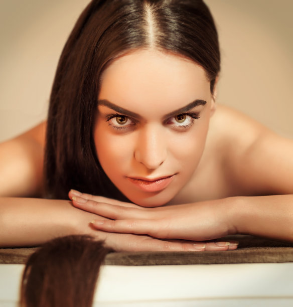 享受你的按摩图片下载