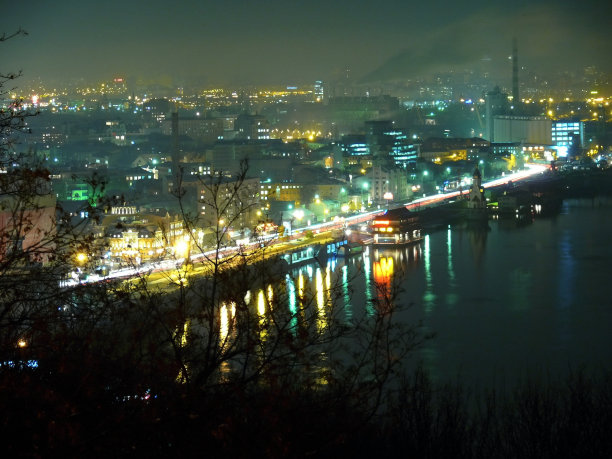 基辅的夜生活中心图片下载