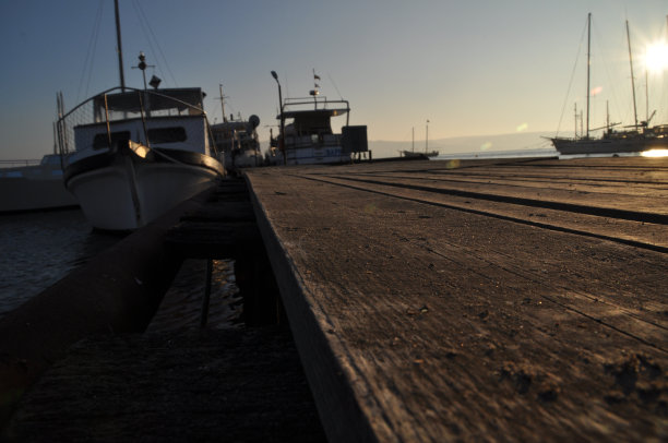 海景与船和游艇图片下载