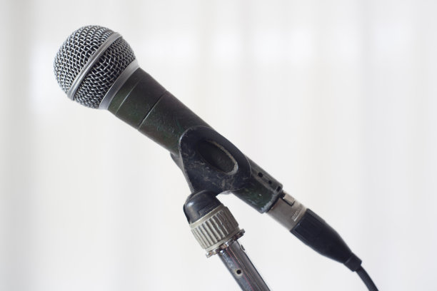 特写用好麦克风图片下载