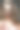好玩的年轻女人拿着派对酒杯。图片下载