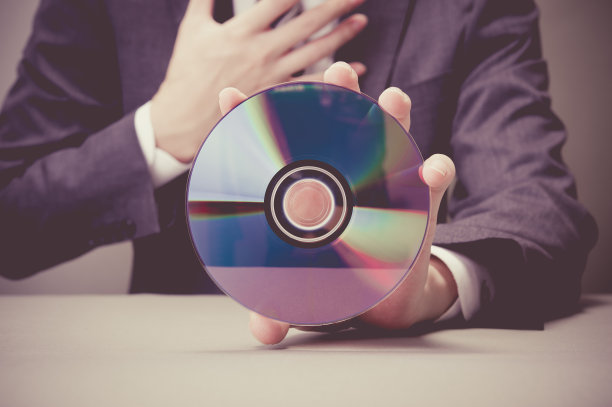 日本人有CD在手图片下载