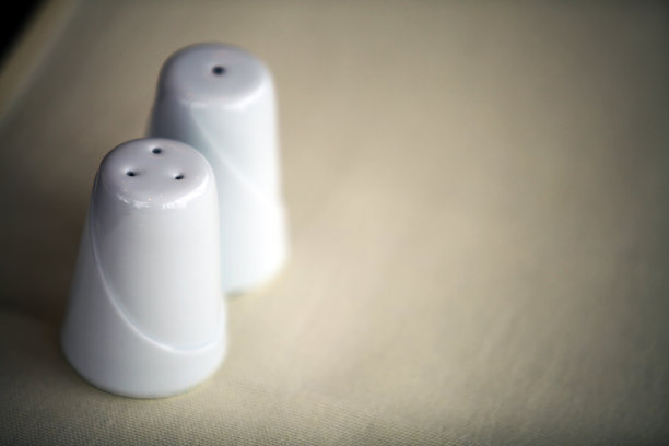 盐和胡椒图片下载