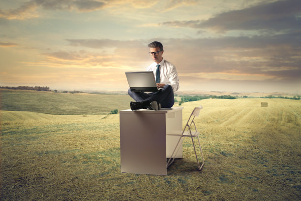 在这里工作很容易图片下载