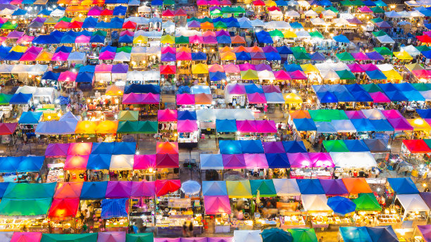 俯视图多色曼谷城市夜市，泰国图片下载