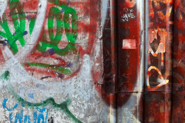 金属和混凝土墙上的涂鸦图片下载