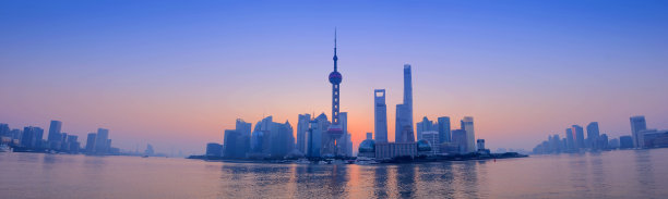 黎明时分的上海全景图片下载